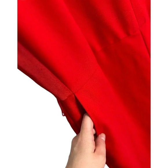 Banana Republic Mixed Media V-Neck Jumpsuit Poster Red Size 14 NO BELT Women’s - Picture 6 of 11